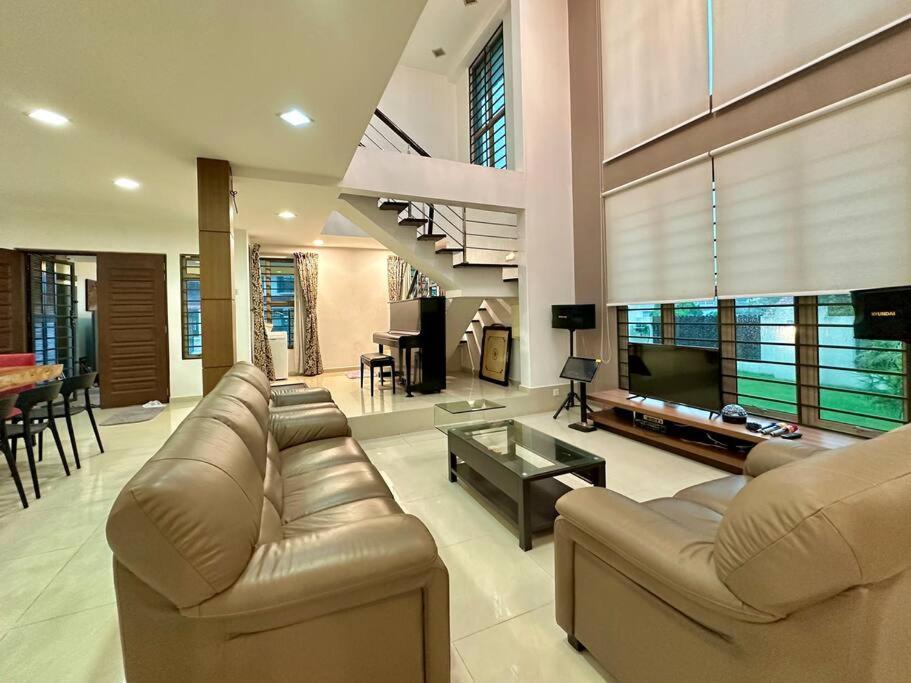 Comfort Gather Near Ciq 5b3b Rumah liburan