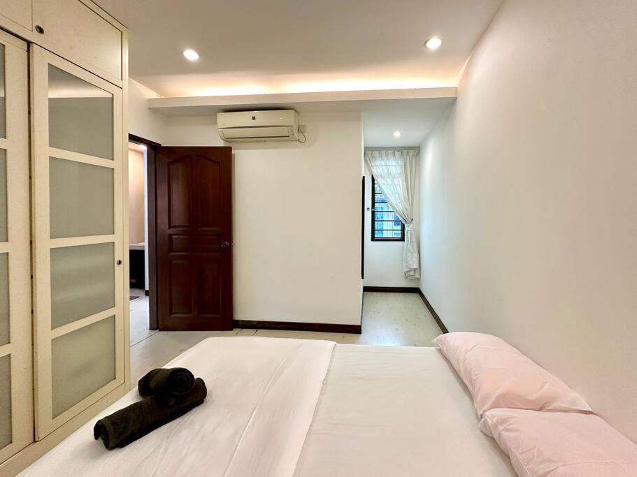 Comfort Gather Near Ciq 5b3b Johor Bahru